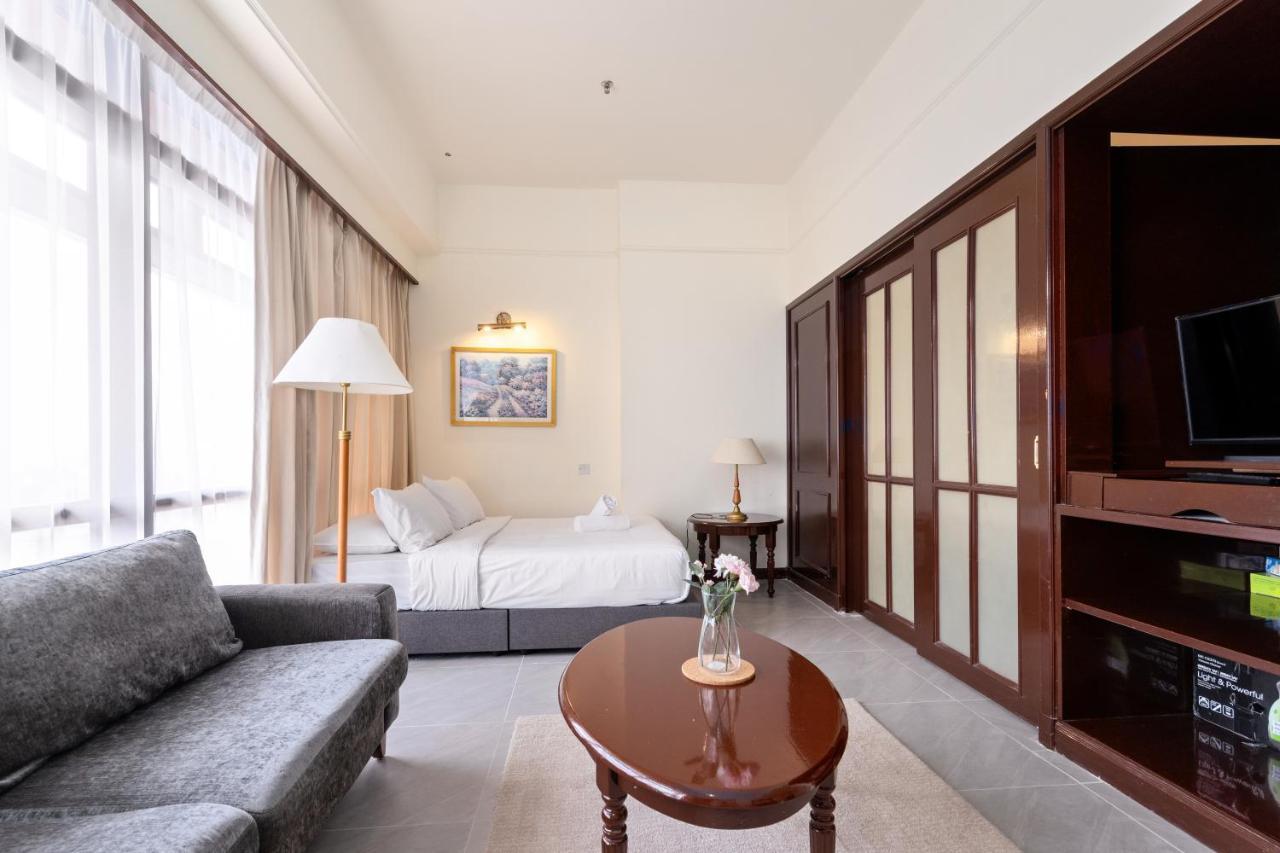 Luxhouz Suites At Times Square Kuala Lumpur Eksteriør billede