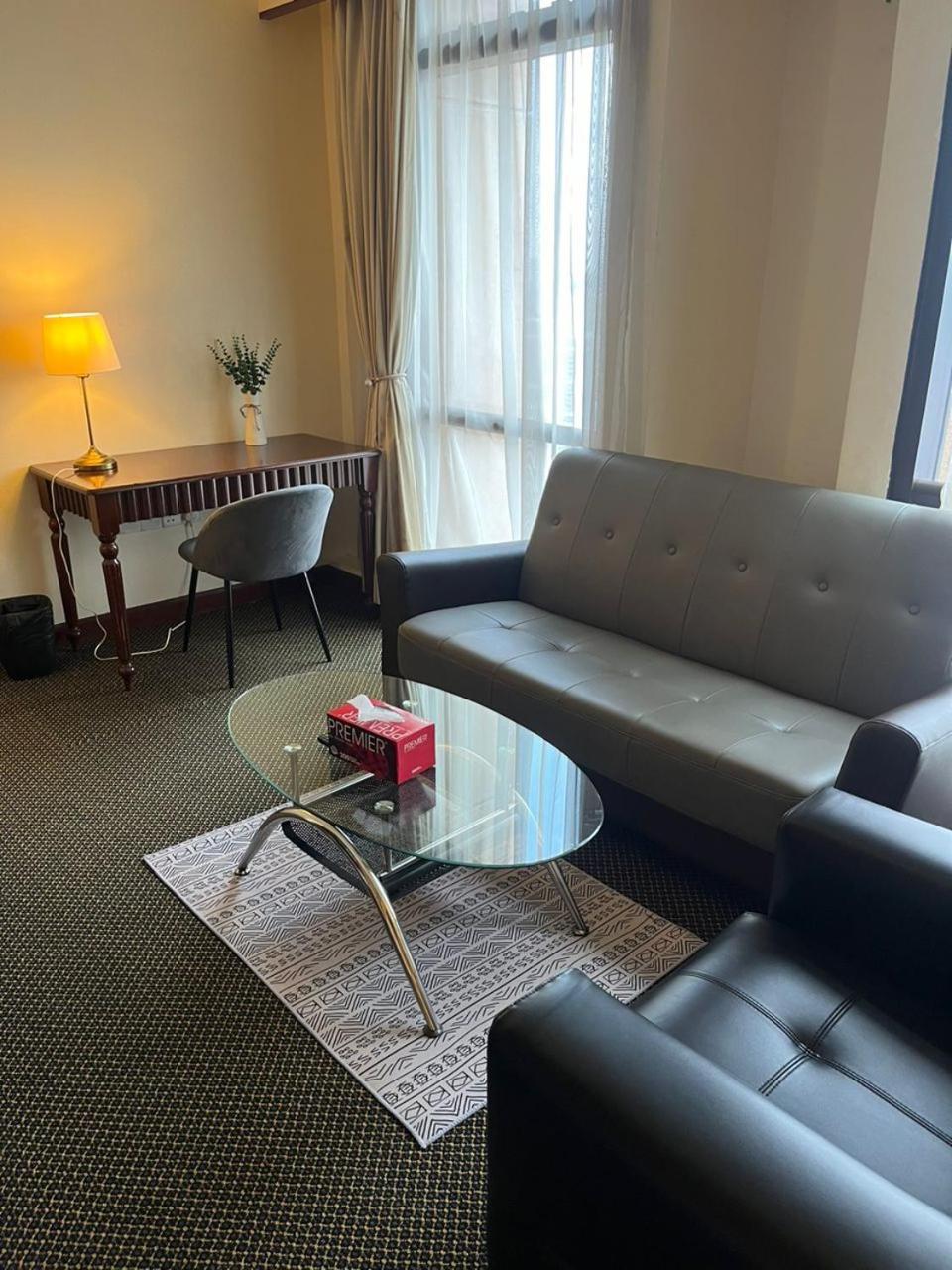 Luxhouz Suites At Times Square Kuala Lumpur Værelse billede