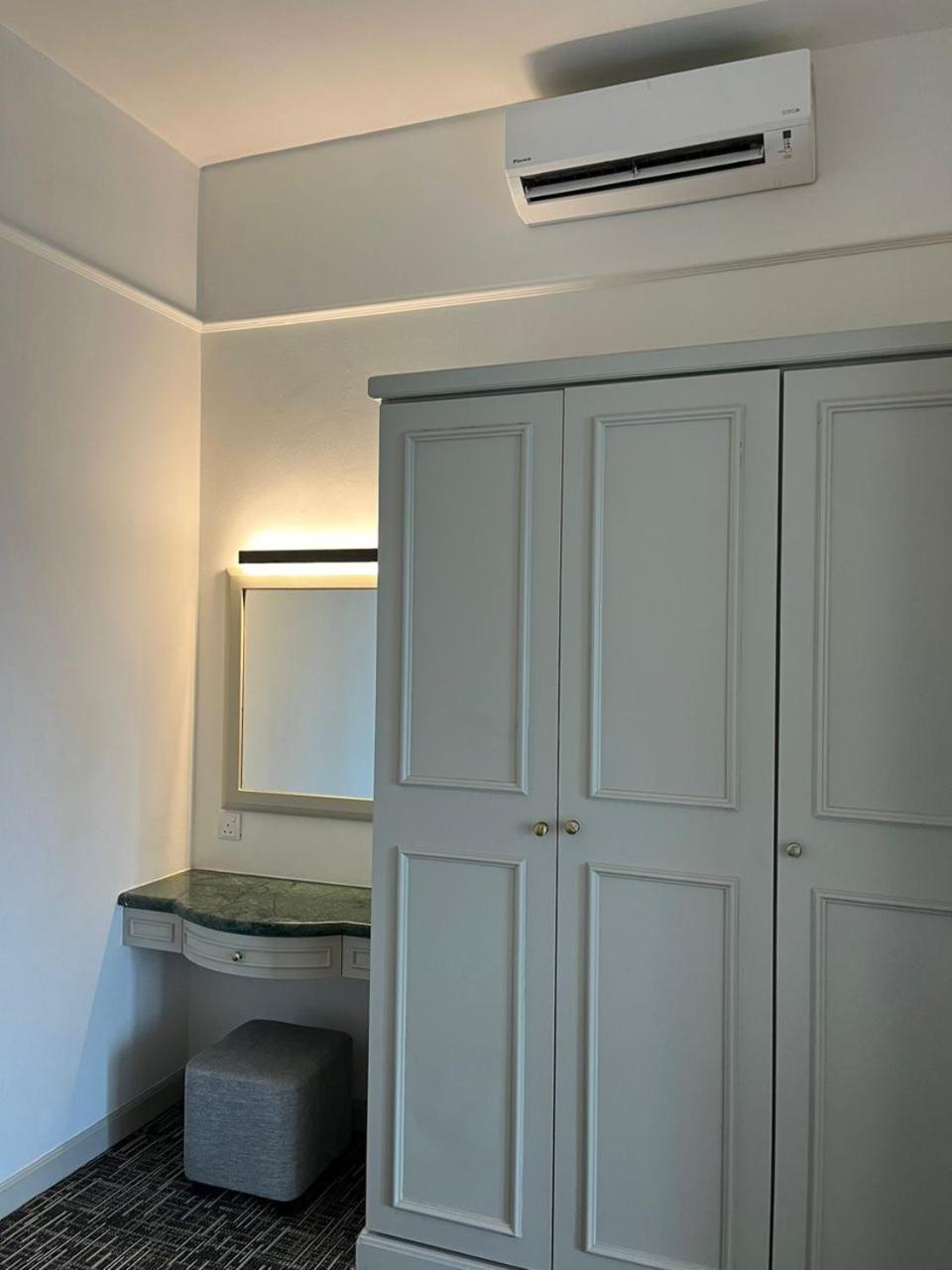Luxhouz Suites At Times Square Kuala Lumpur Eksteriør billede
