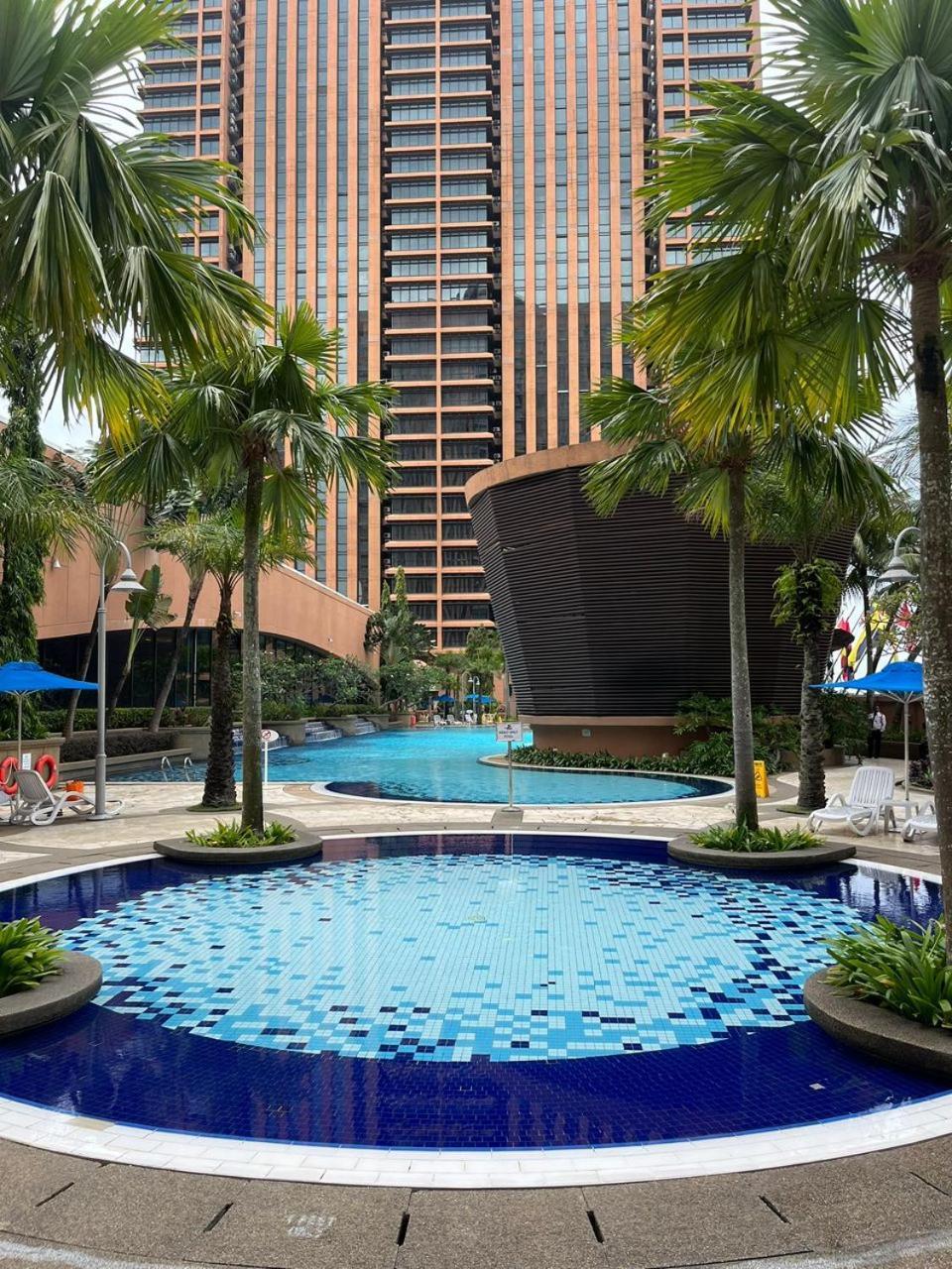 Luxhouz Suites At Times Square Kuala Lumpur Eksteriør billede