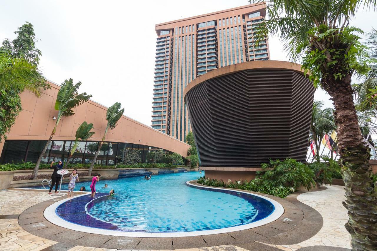 Luxhouz Suites At Times Square Kuala Lumpur Eksteriør billede